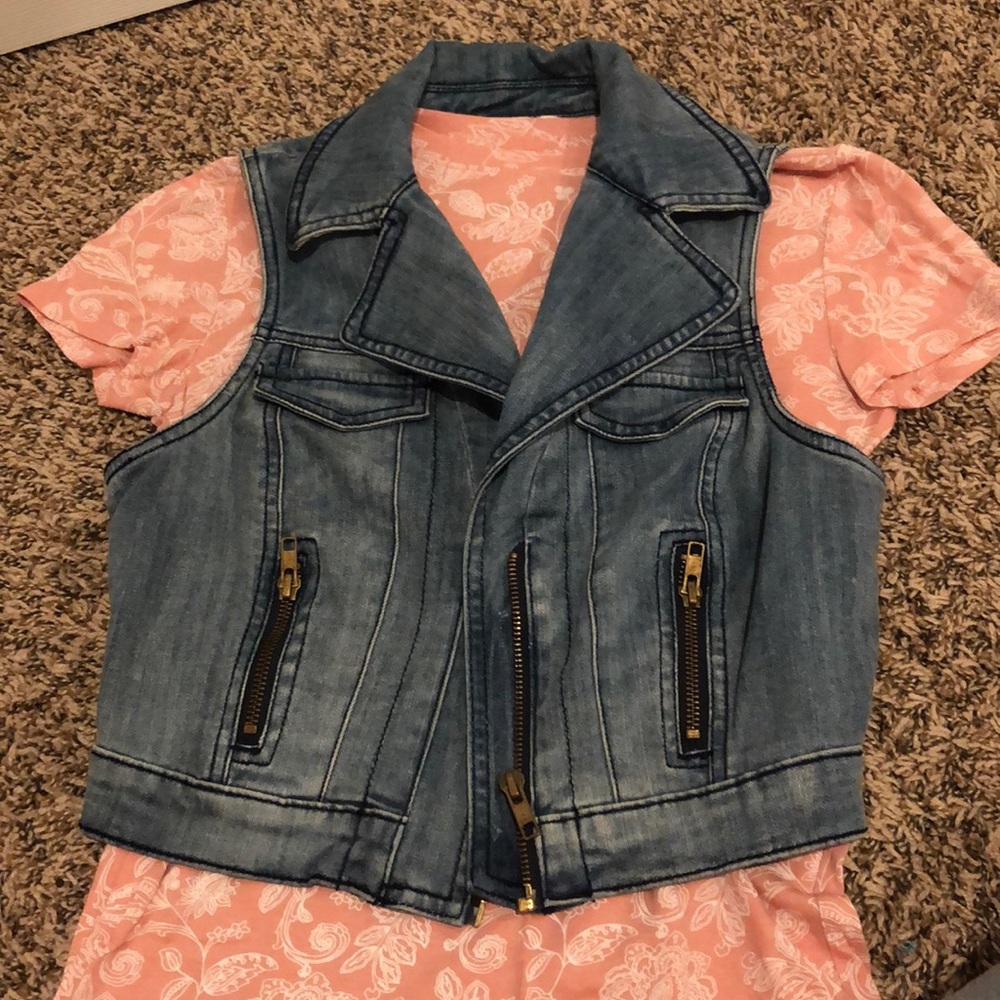 Crop jean jacket